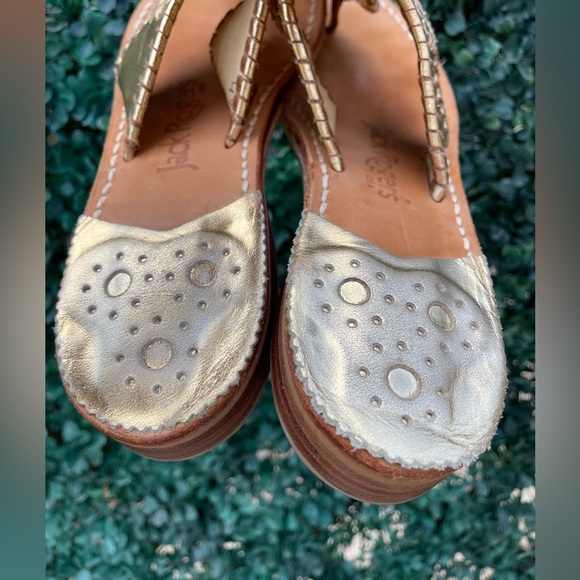 Jack Rogers Women's Gold Sandals Size 6 - Picture 10 of 10